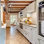 2 Bed In Oc-lcc75 *