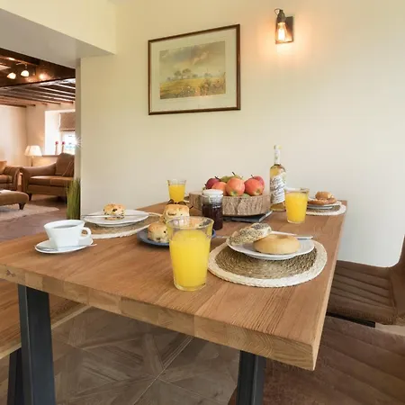2 Bed In Lcc75 *