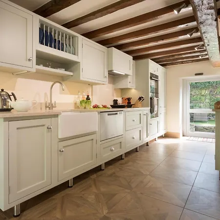 2 Bed In Lcc75 Feriehus Cartmel