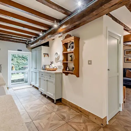 Holiday home 2 Bed In Oc-lcc75
